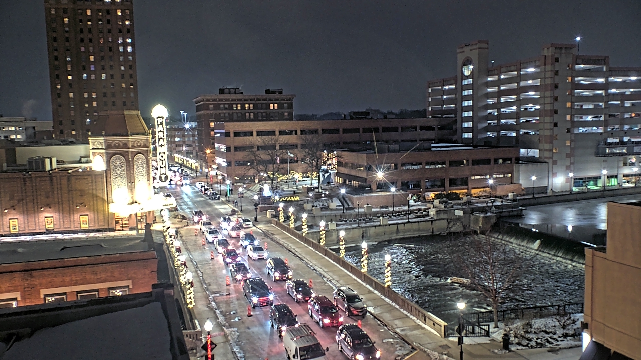 Thumbnail for current weather camera view from City of Aurora IL in Aurora, Illinois