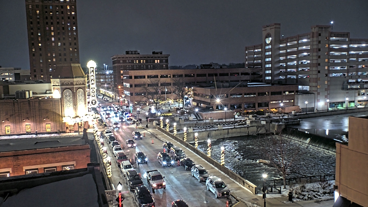 Thumbnail for current weather camera view from City of Aurora IL in Aurora, Illinois