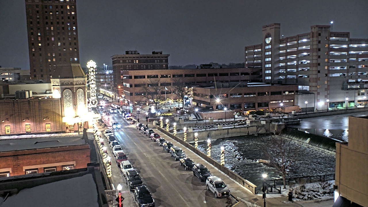 Thumbnail for current weather camera view from City of Aurora IL in Aurora, Illinois