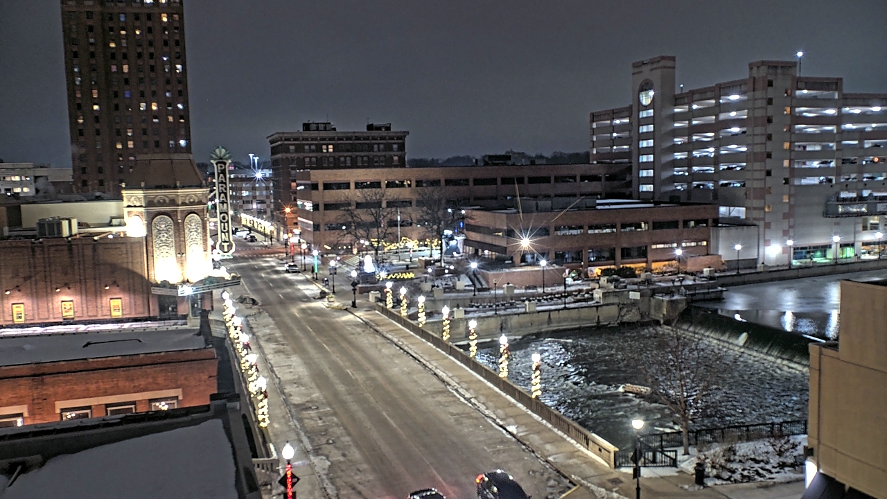 Thumbnail for current weather camera view from City of Aurora IL in Aurora, Illinois