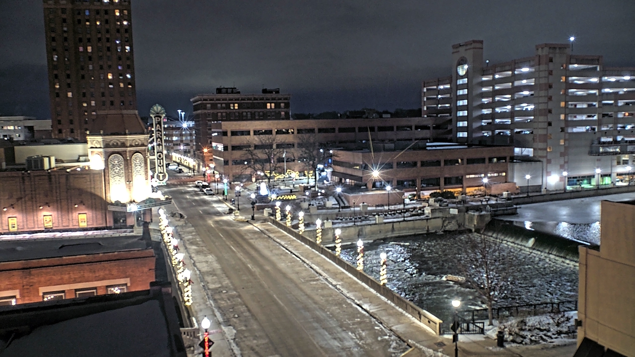 Thumbnail for current weather camera view from City of Aurora IL in Aurora, Illinois