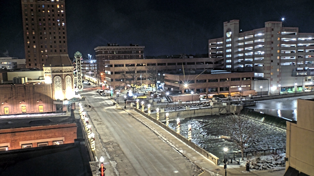 Thumbnail for current weather camera view from City of Aurora IL in Aurora, Illinois