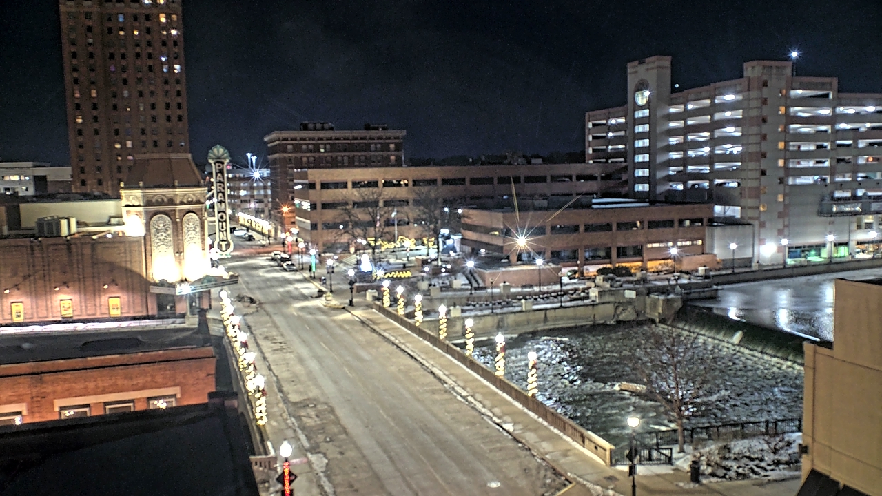 Thumbnail for current weather camera view from City of Aurora IL in Aurora, Illinois
