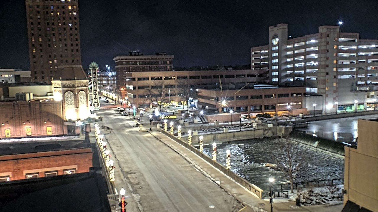 Thumbnail for current weather camera view from City of Aurora IL in Aurora, Illinois