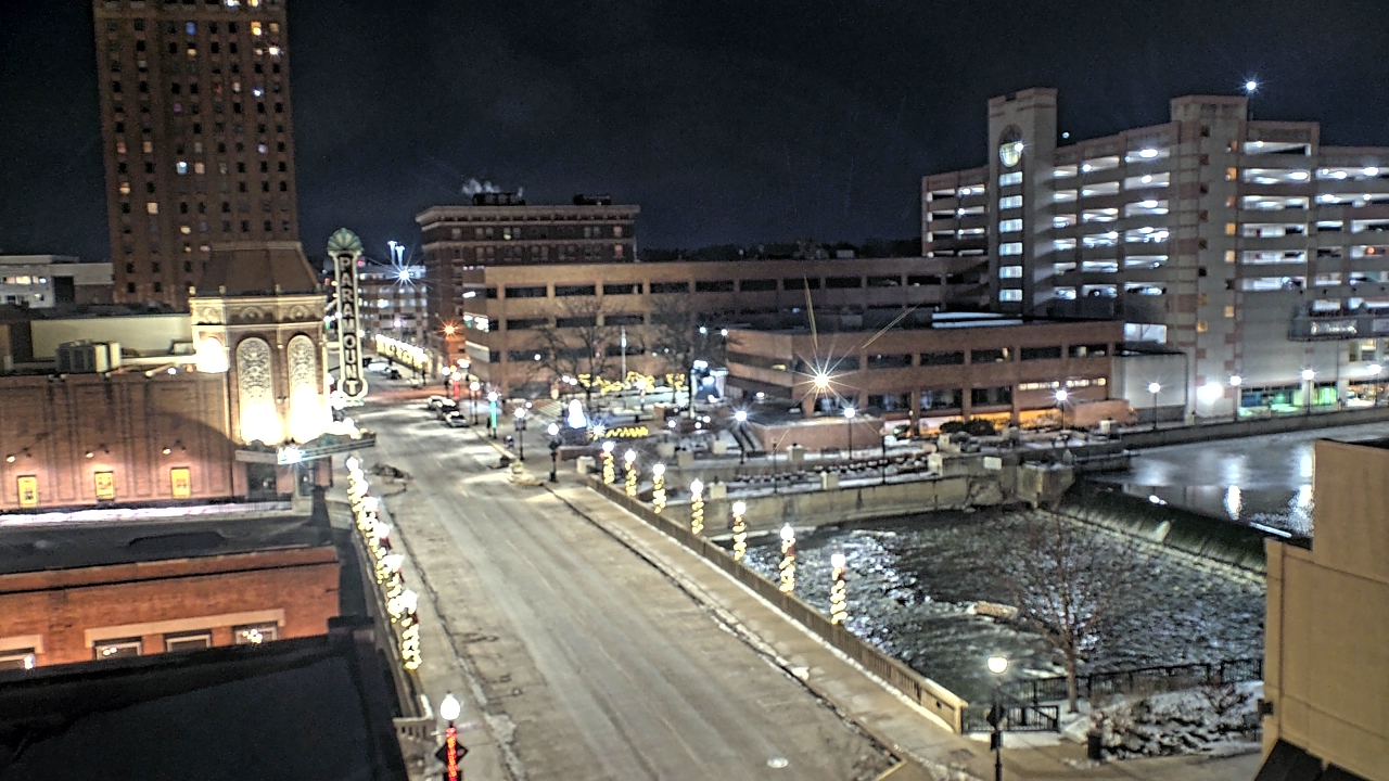 Thumbnail for current weather camera view from City of Aurora IL in Aurora, Illinois