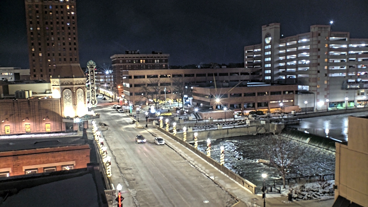 Thumbnail for current weather camera view from City of Aurora IL in Aurora, Illinois