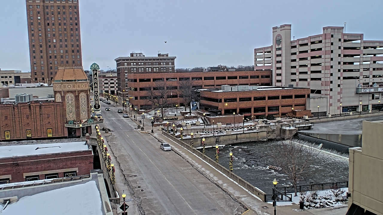 Thumbnail for current weather camera view from City of Aurora IL in Aurora, Illinois