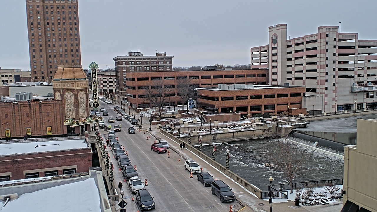 Thumbnail for current weather camera view from City of Aurora IL in Aurora, Illinois