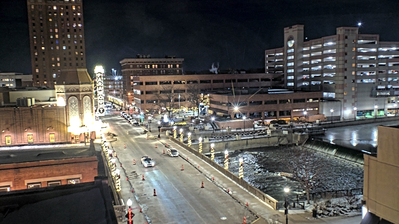 Thumbnail for current weather camera view from City of Aurora IL in Aurora, Illinois