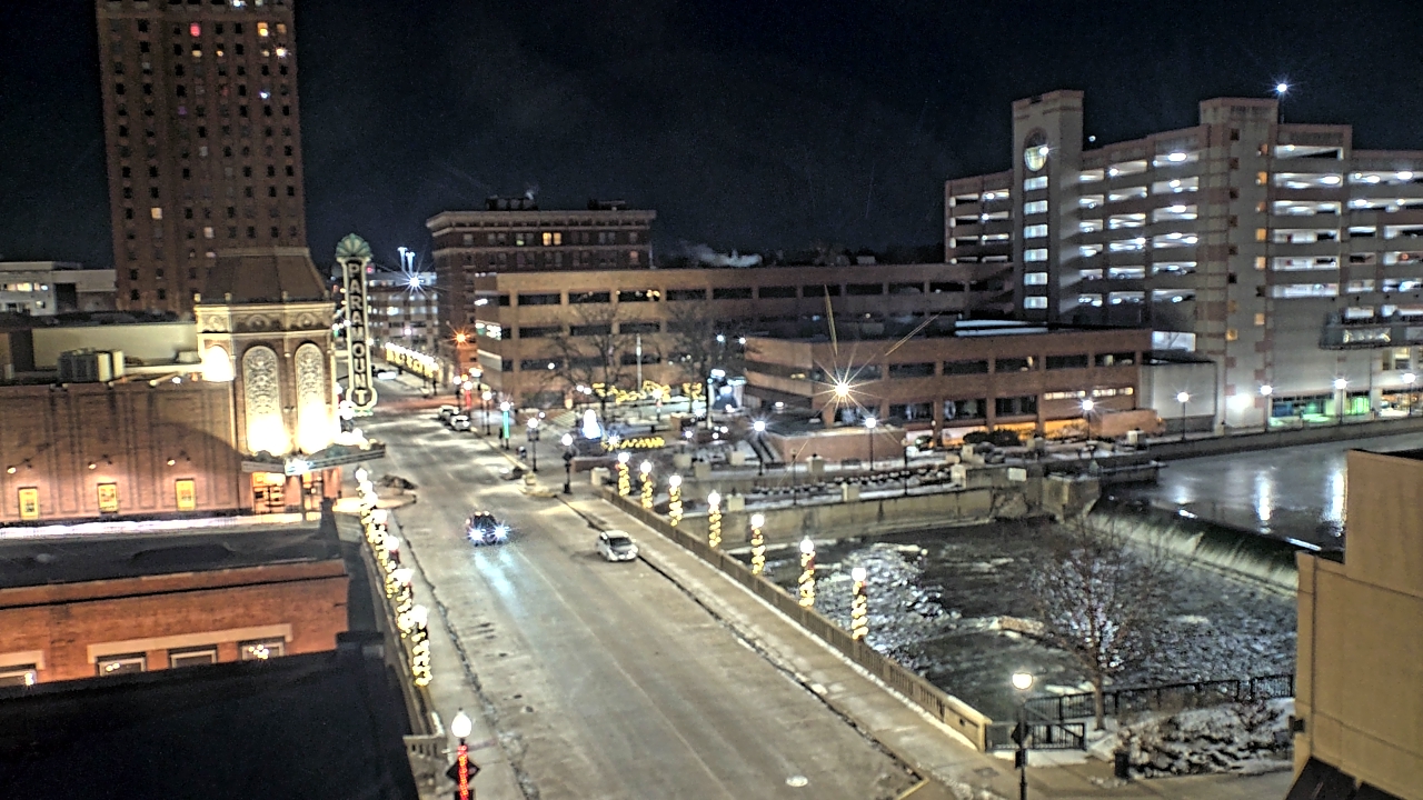 Thumbnail for current weather camera view from City of Aurora IL in Aurora, Illinois