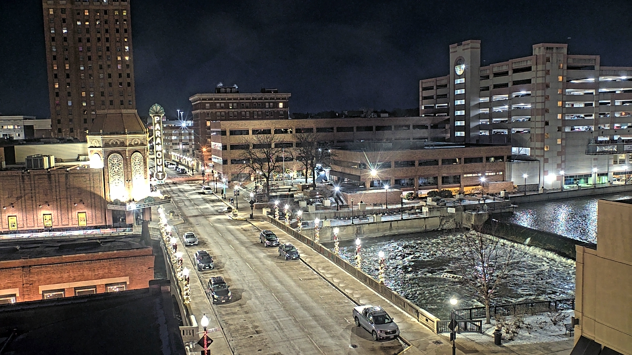 Thumbnail for current weather camera view from City of Aurora IL in Aurora, Illinois