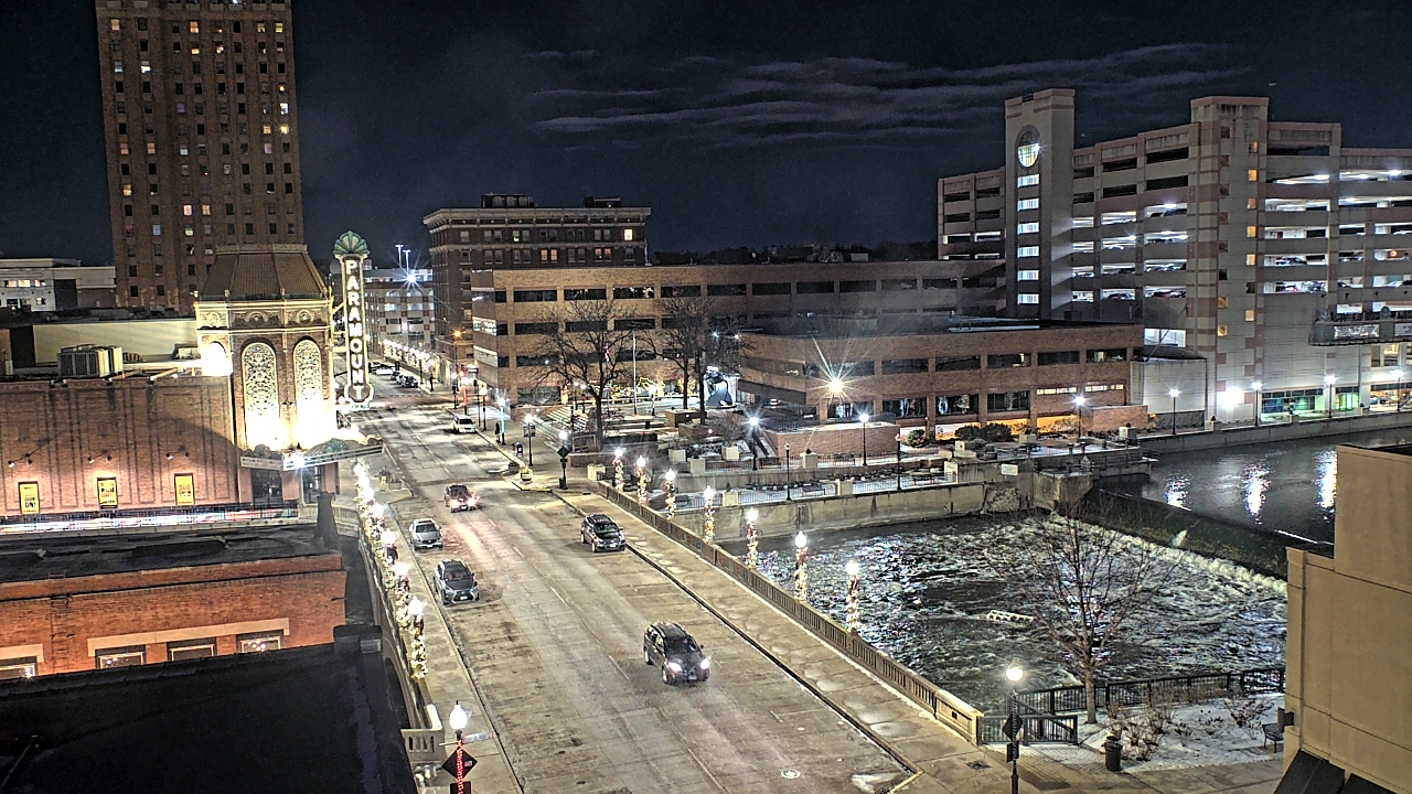 Thumbnail for current weather camera view from City of Aurora IL in Aurora, Illinois