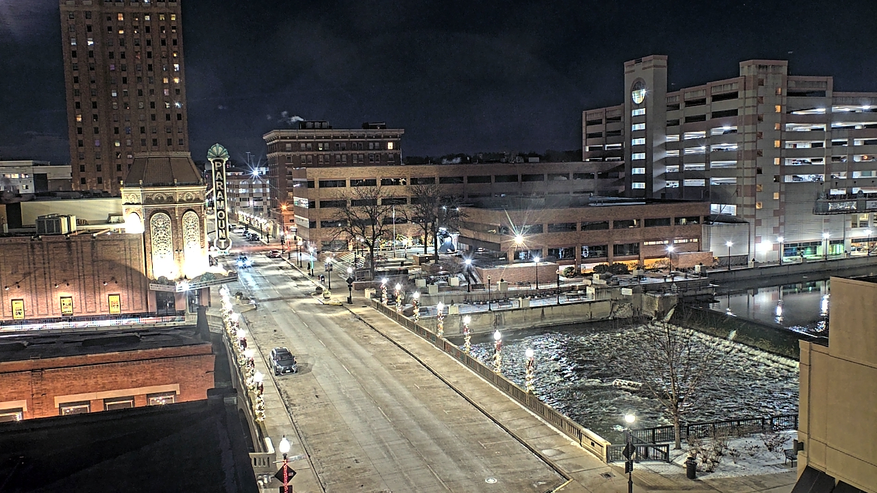 Thumbnail for current weather camera view from City of Aurora IL in Aurora, Illinois