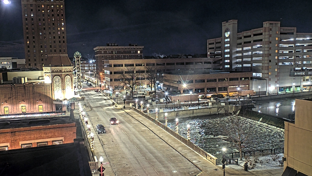 Thumbnail for current weather camera view from City of Aurora IL in Aurora, Illinois