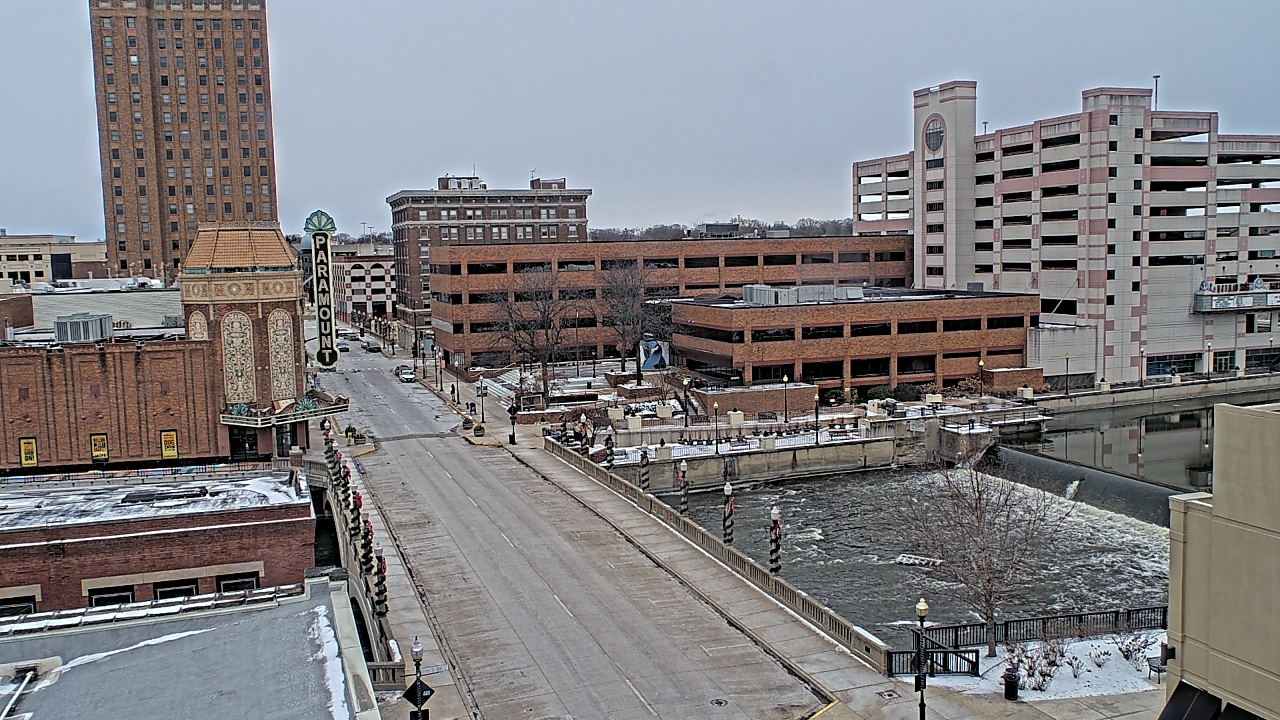 Thumbnail for current weather camera view from City of Aurora IL in Aurora, Illinois