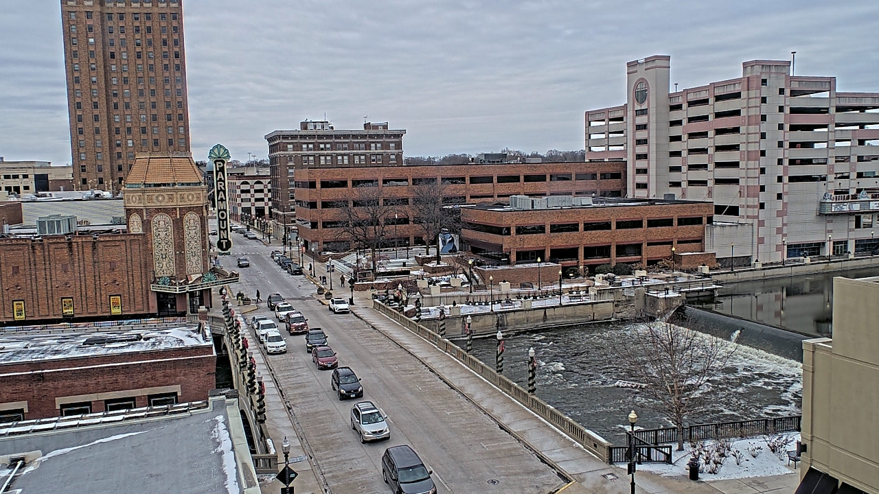 Thumbnail for current weather camera view from City of Aurora IL in Aurora, Illinois