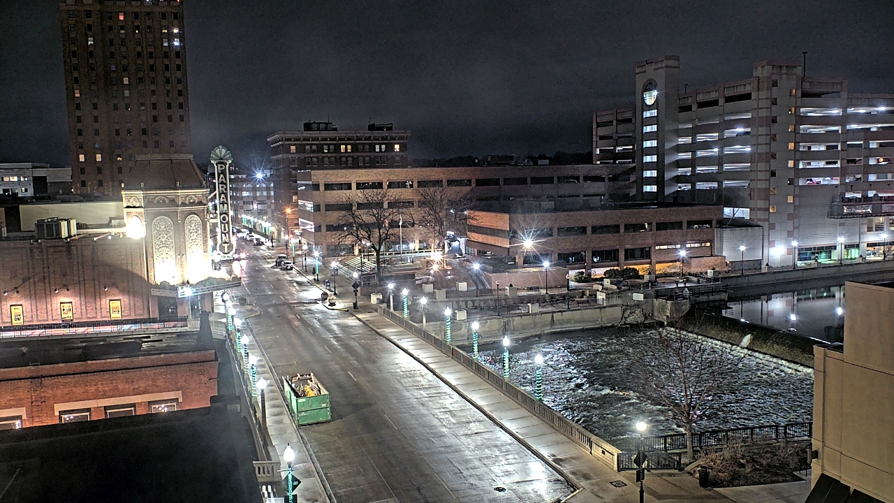 Thumbnail for current weather camera view from City of Aurora IL in Aurora, Illinois
