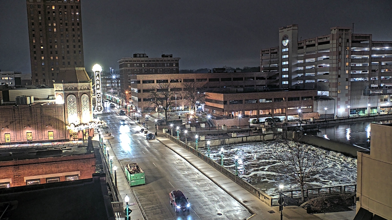 Thumbnail for current weather camera view from City of Aurora IL in Aurora, Illinois