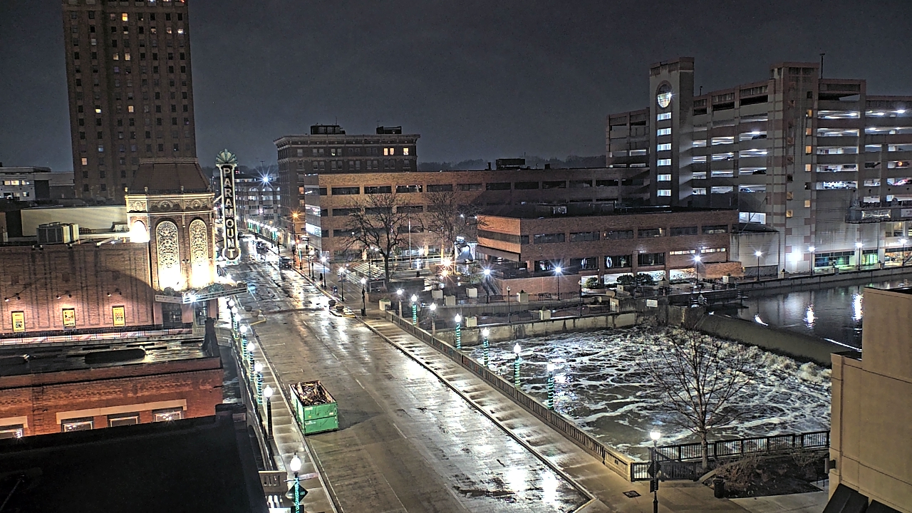 Thumbnail for current weather camera view from City of Aurora IL in Aurora, Illinois