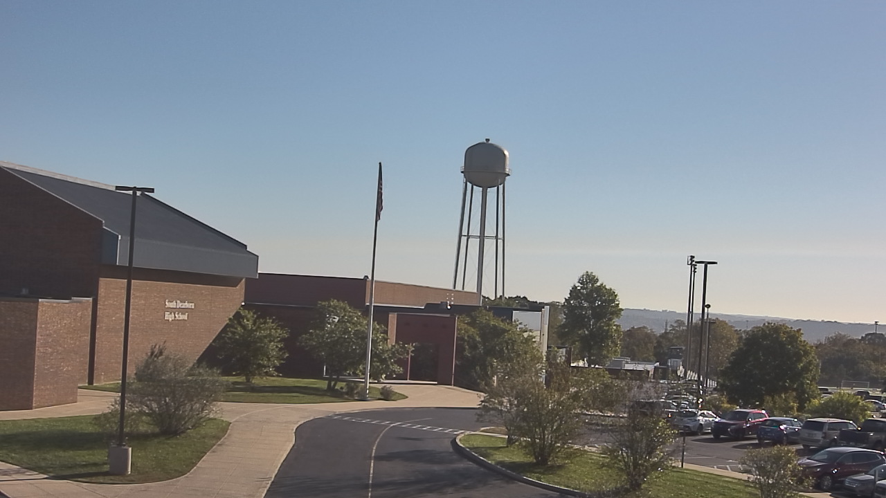 Thumbnail for current weather camera view from South Dearborn Cmty Sch Dist in Aurora, Indiana