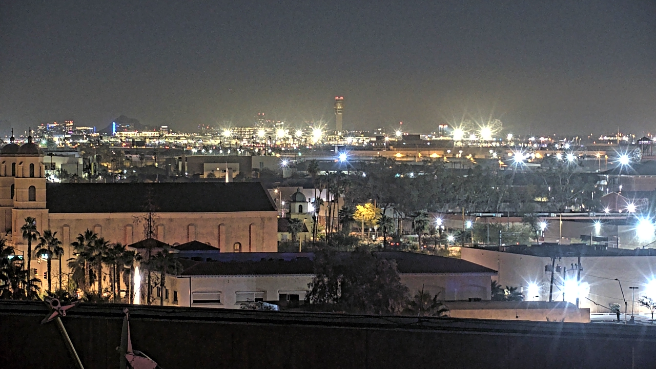 Thumbnail for current weather camera view from Arizona Science Center in Phoenix, Arizona