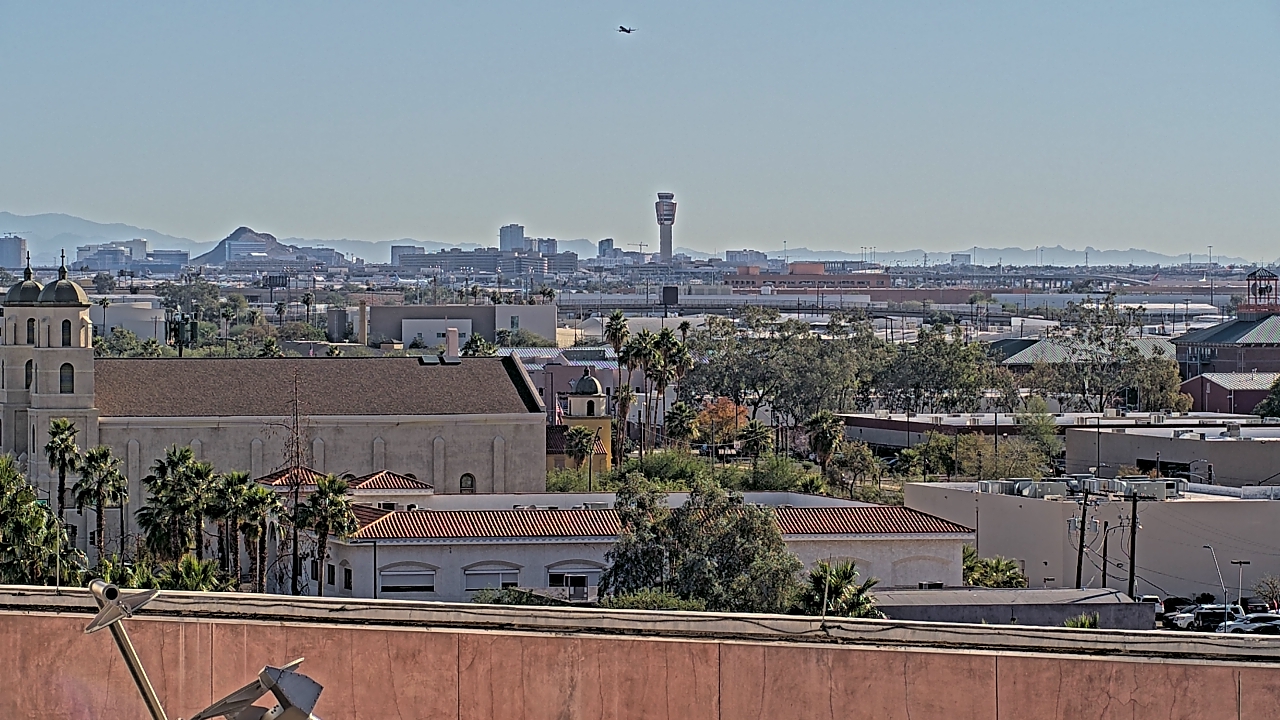 Thumbnail for current weather camera view from Arizona Science Center in Phoenix, Arizona