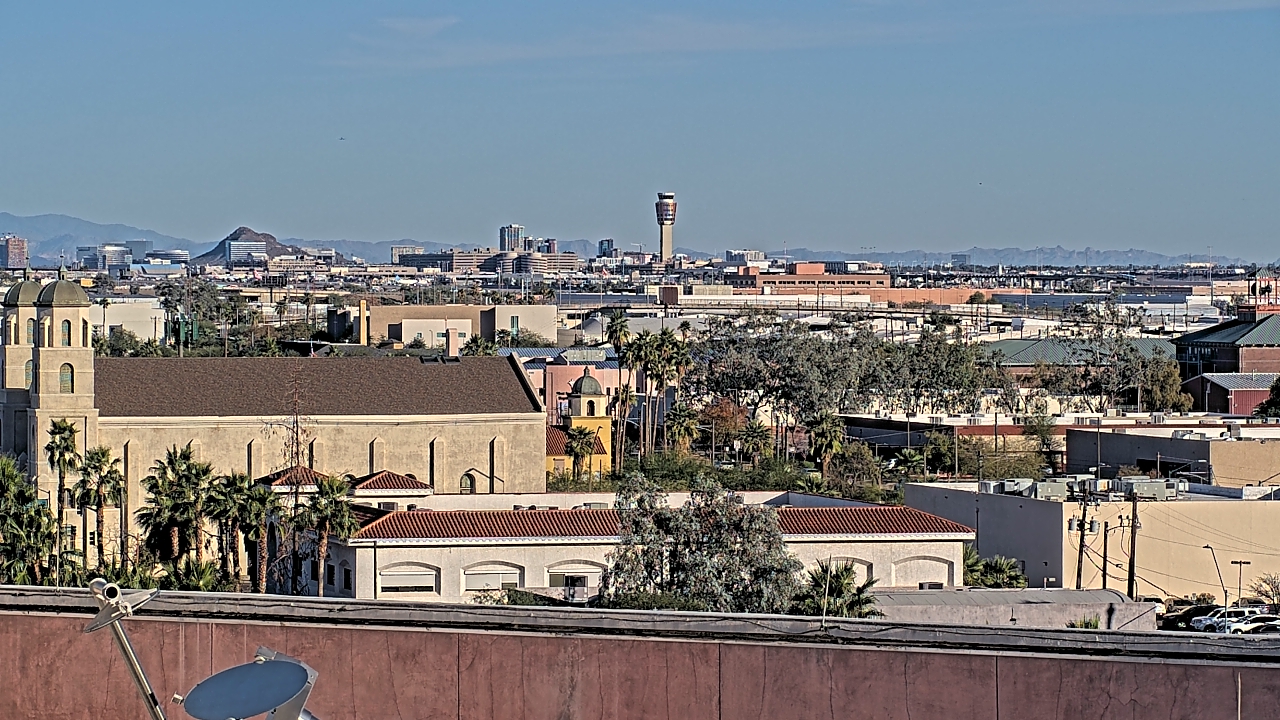 Thumbnail for current weather camera view from Arizona Science Center in Phoenix, Arizona