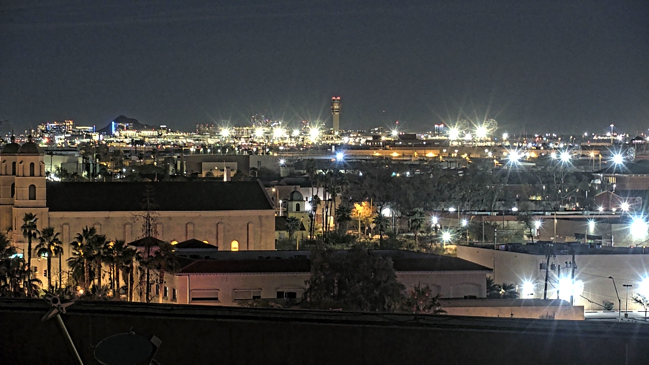 Thumbnail for current weather camera view from Arizona Science Center in Phoenix, Arizona