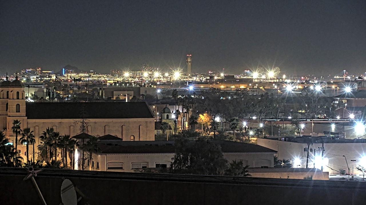 Thumbnail for current weather camera view from Arizona Science Center in Phoenix, Arizona