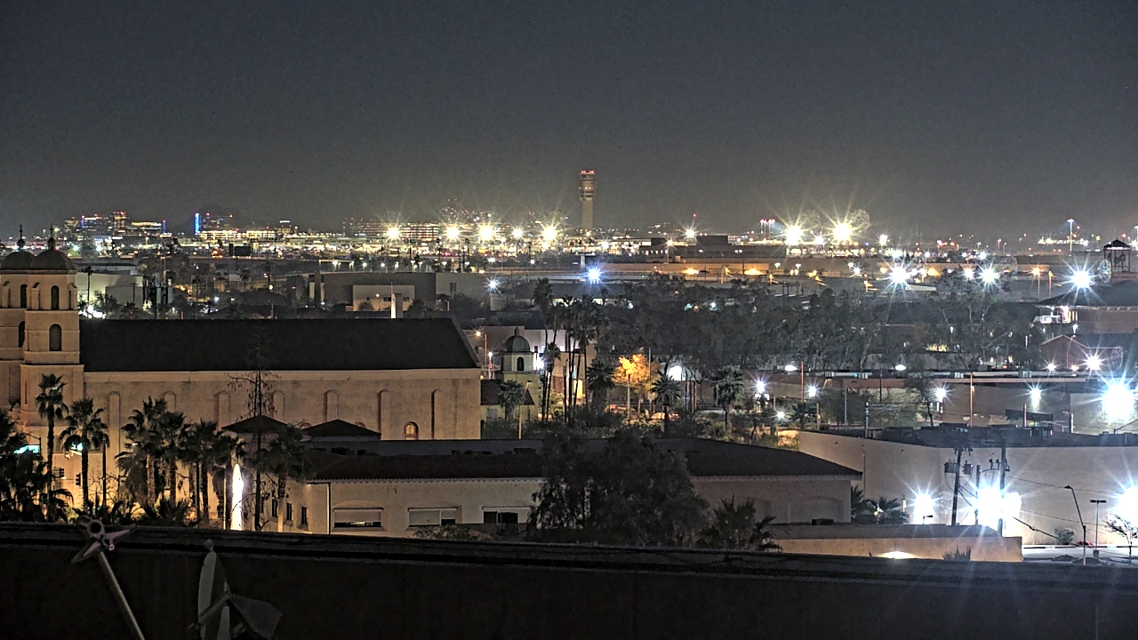 Thumbnail for current weather camera view from Arizona Science Center in Phoenix, Arizona