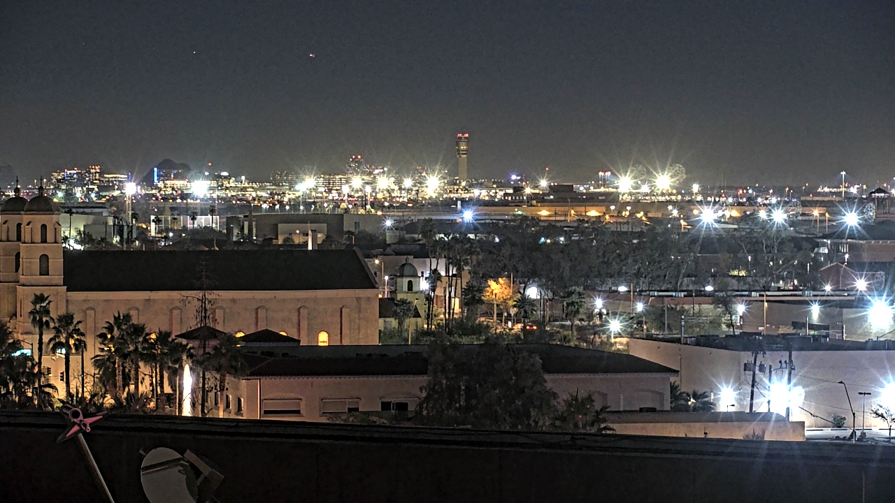 Thumbnail for current weather camera view from Arizona Science Center in Phoenix, Arizona