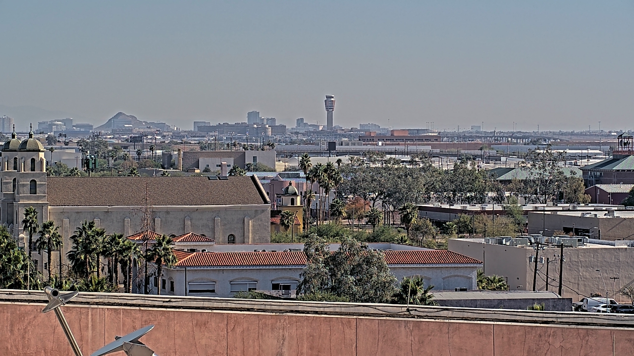 Thumbnail for current weather camera view from Arizona Science Center in Phoenix, Arizona