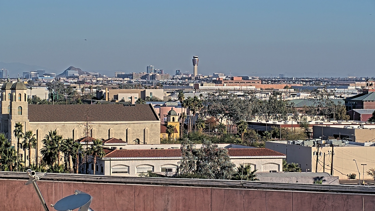 Thumbnail for current weather camera view from Arizona Science Center in Phoenix, Arizona