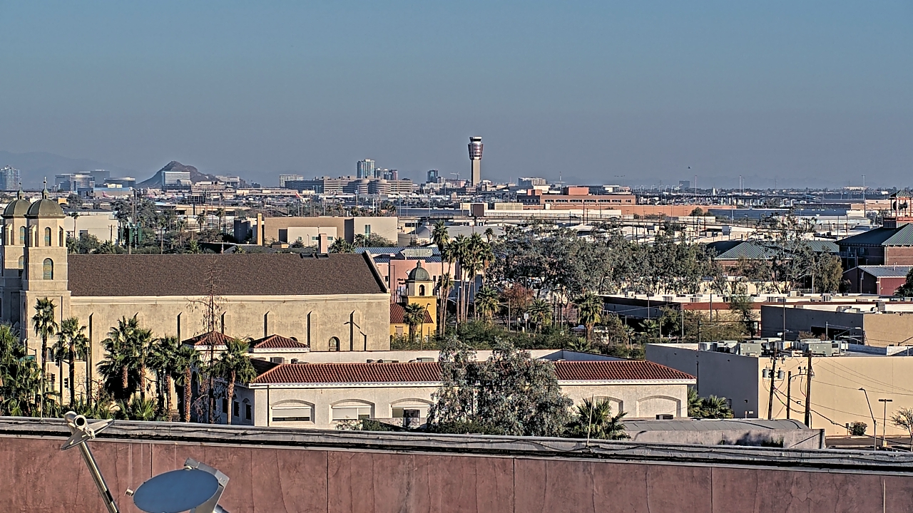 Thumbnail for current weather camera view from Arizona Science Center in Phoenix, Arizona
