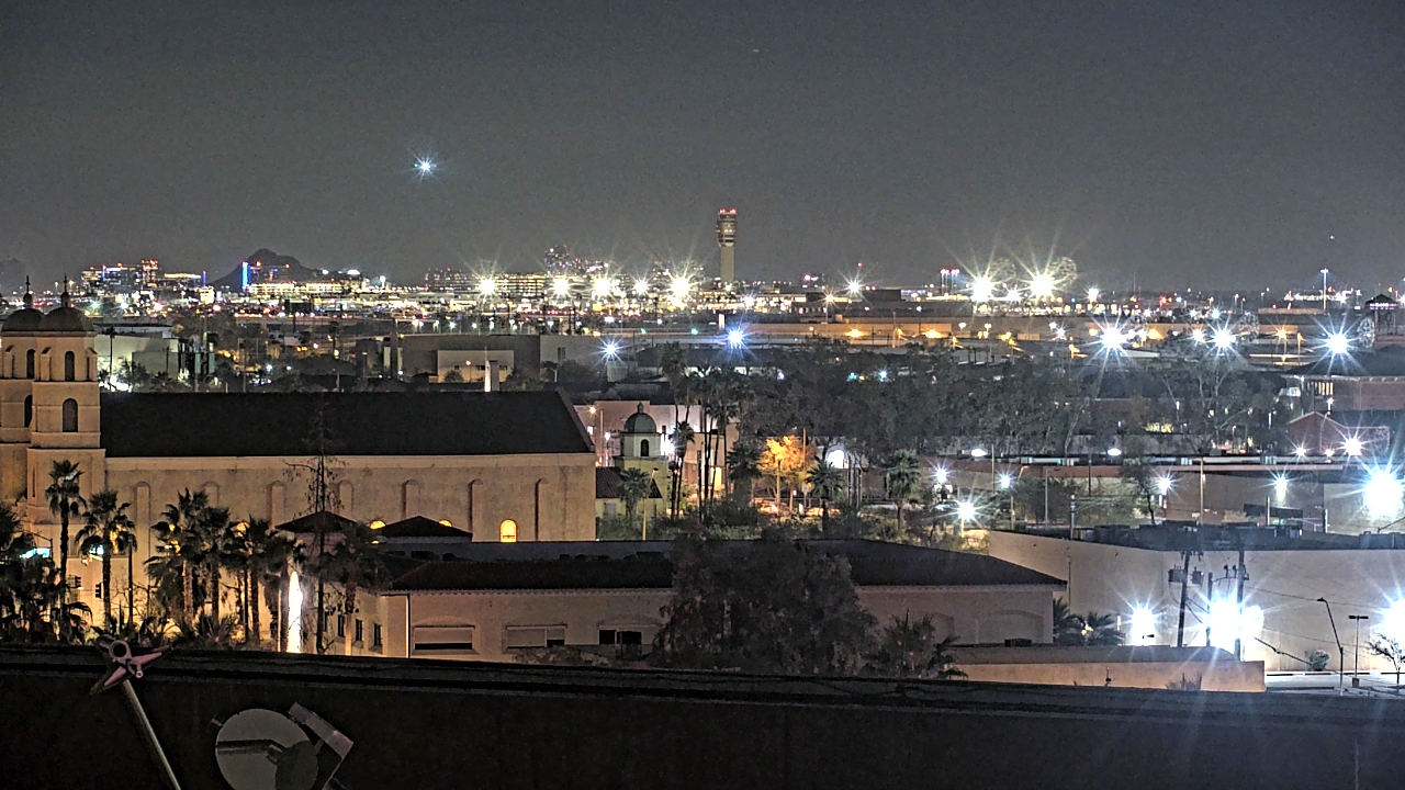 Thumbnail for current weather camera view from Arizona Science Center in Phoenix, Arizona