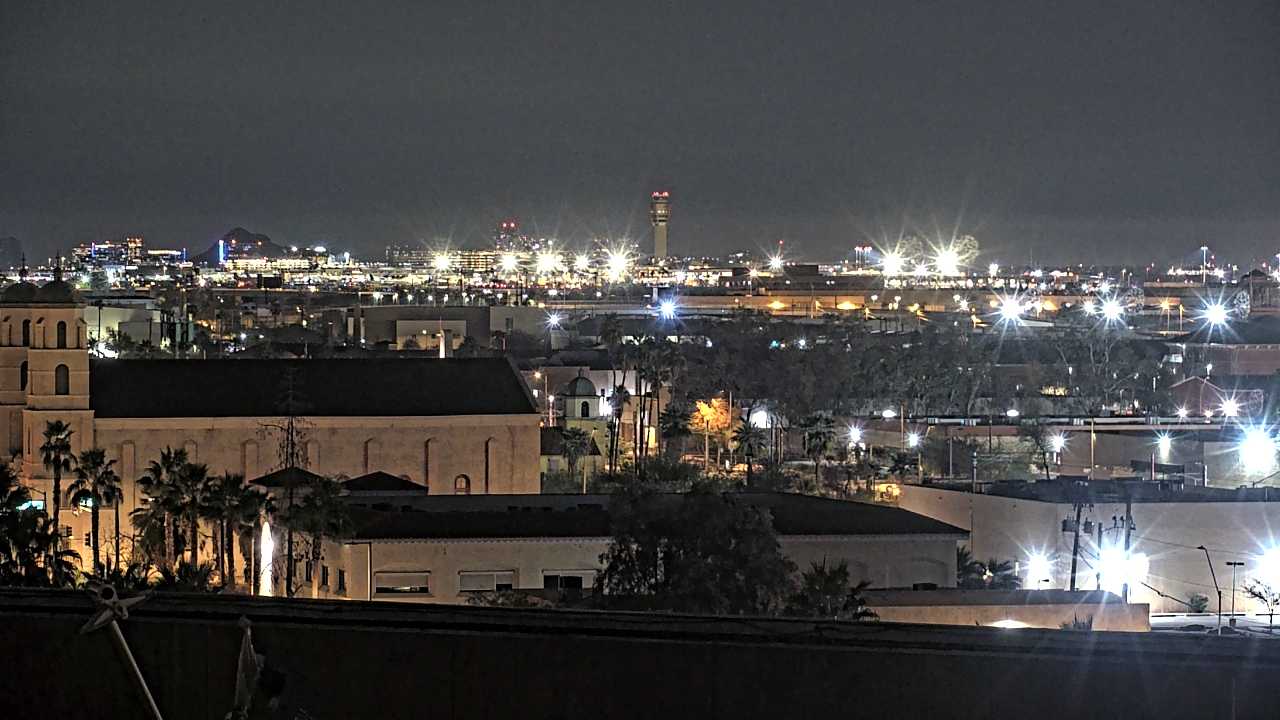 Thumbnail for current weather camera view from Arizona Science Center in Phoenix, Arizona