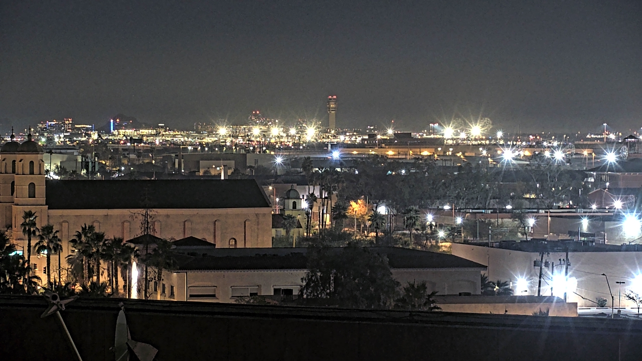Thumbnail for current weather camera view from Arizona Science Center in Phoenix, Arizona
