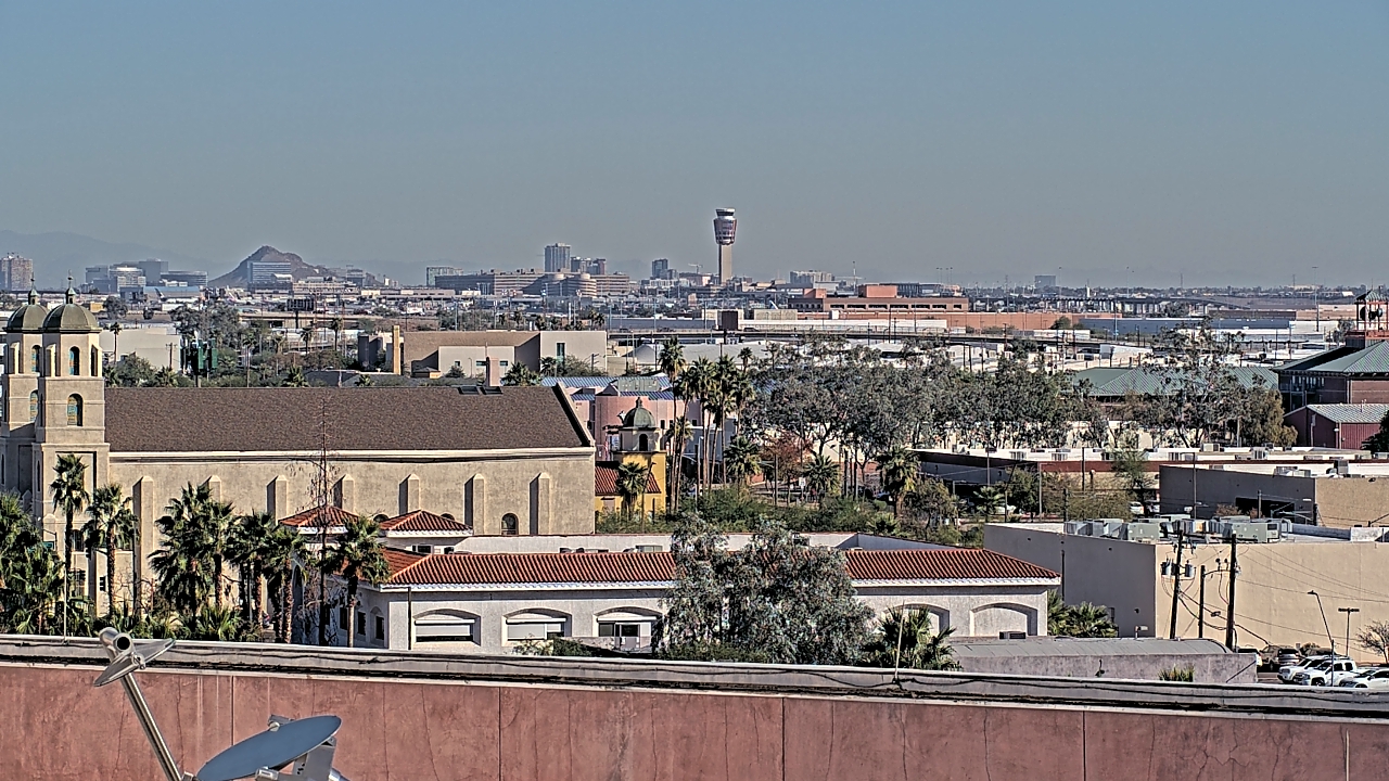 Thumbnail for current weather camera view from Arizona Science Center in Phoenix, Arizona
