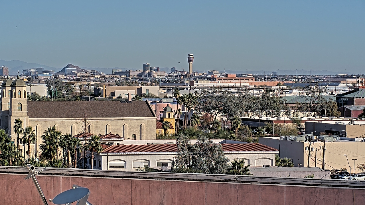 Thumbnail for current weather camera view from Arizona Science Center in Phoenix, Arizona