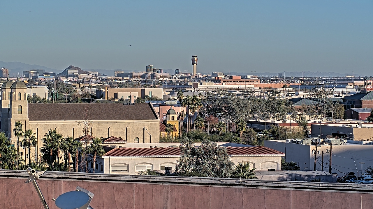 Thumbnail for current weather camera view from Arizona Science Center in Phoenix, Arizona