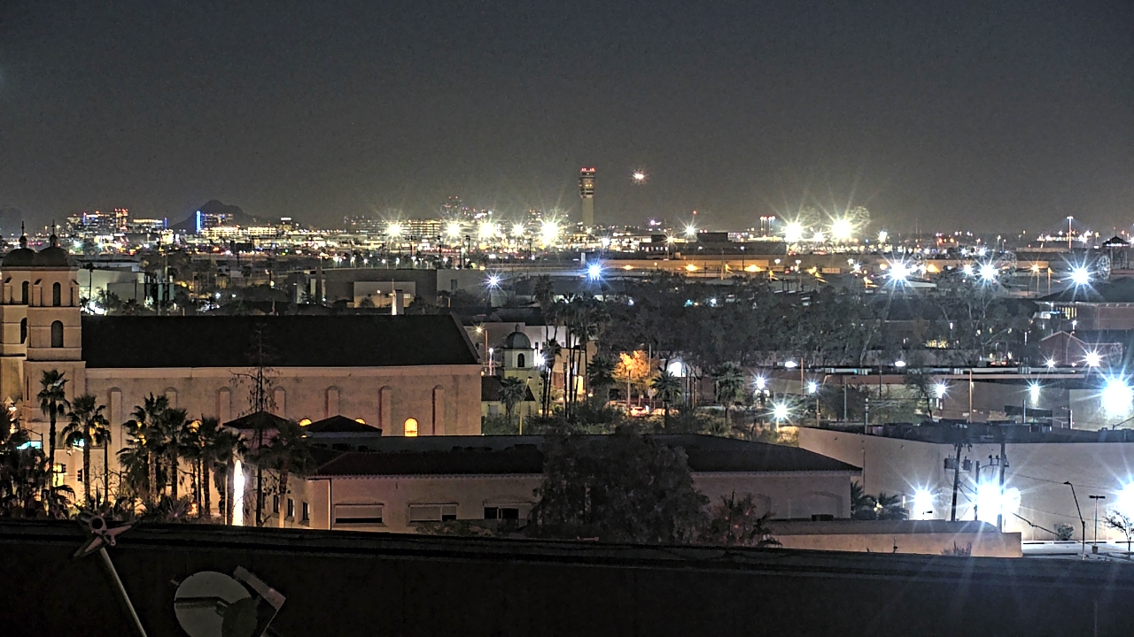 Thumbnail for current weather camera view from Arizona Science Center in Phoenix, Arizona