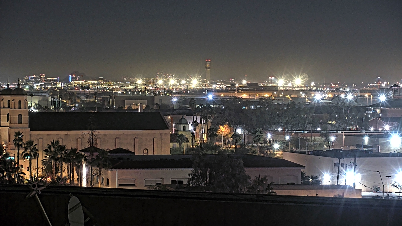 Thumbnail for current weather camera view from Arizona Science Center in Phoenix, Arizona