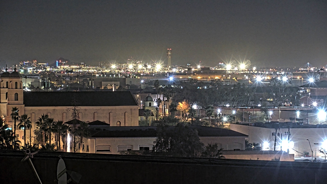 Thumbnail for current weather camera view from Arizona Science Center in Phoenix, Arizona