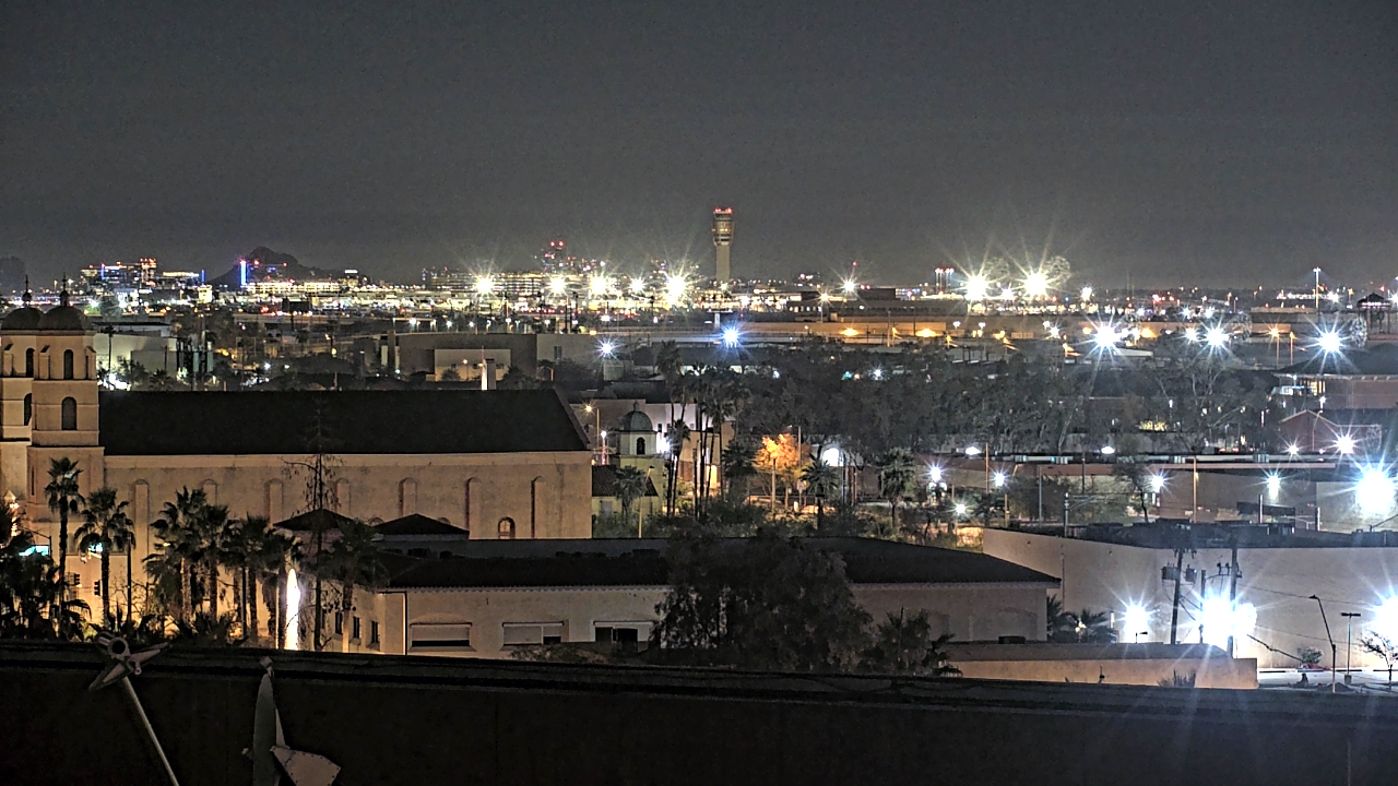 Thumbnail for current weather camera view from Arizona Science Center in Phoenix, Arizona