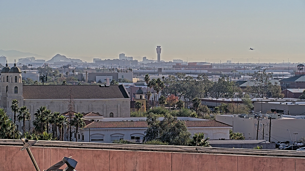 Thumbnail for current weather camera view from Arizona Science Center in Phoenix, Arizona