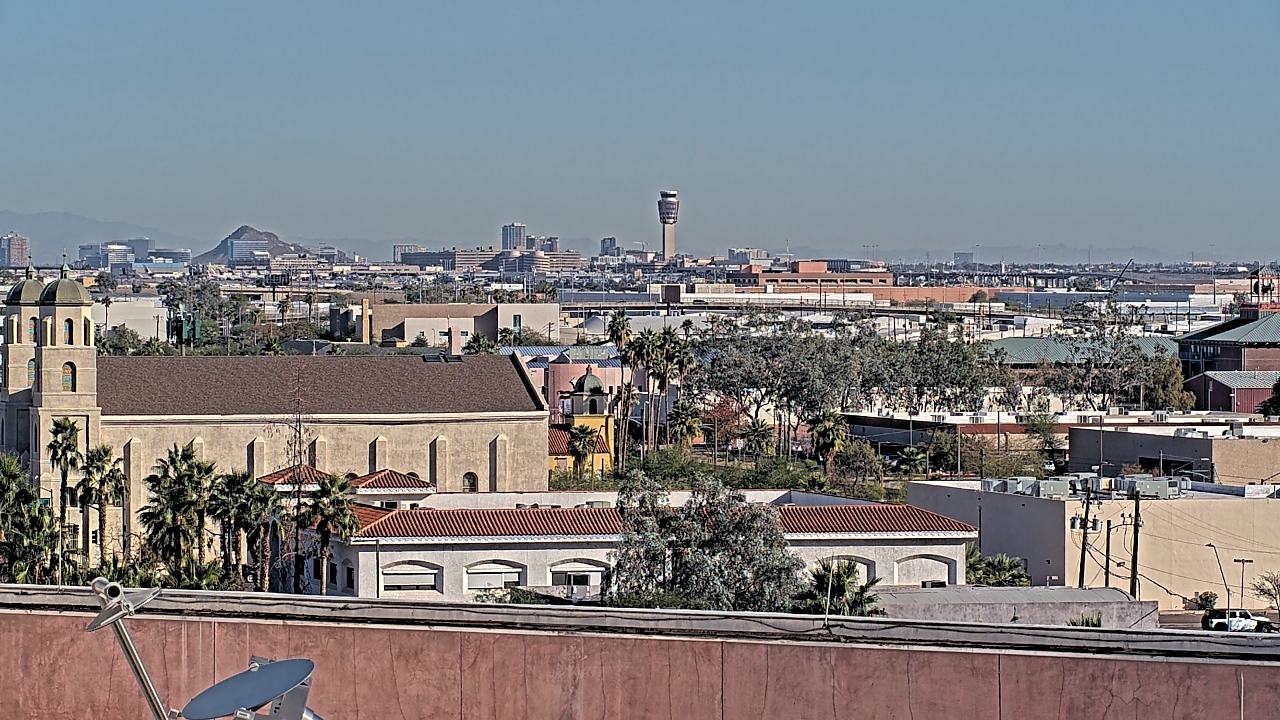 Thumbnail for current weather camera view from Arizona Science Center in Phoenix, Arizona