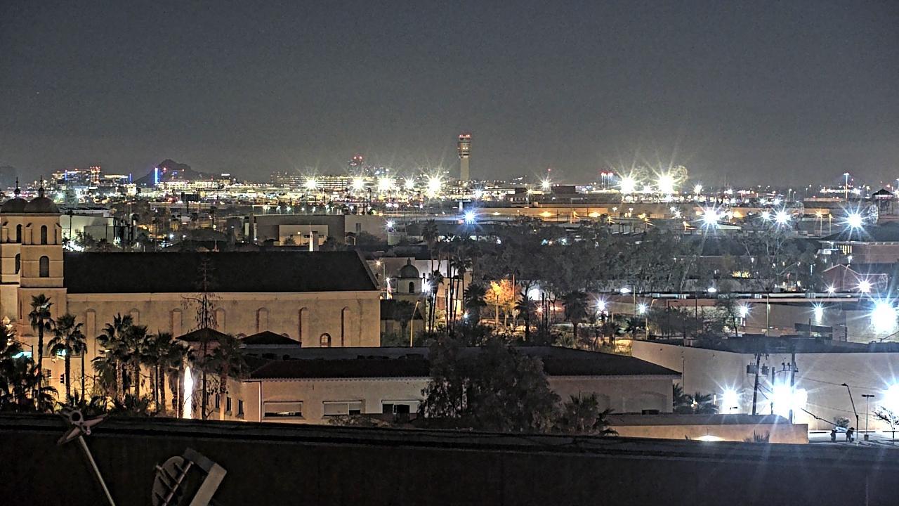 Thumbnail for current weather camera view from Arizona Science Center in Phoenix, Arizona