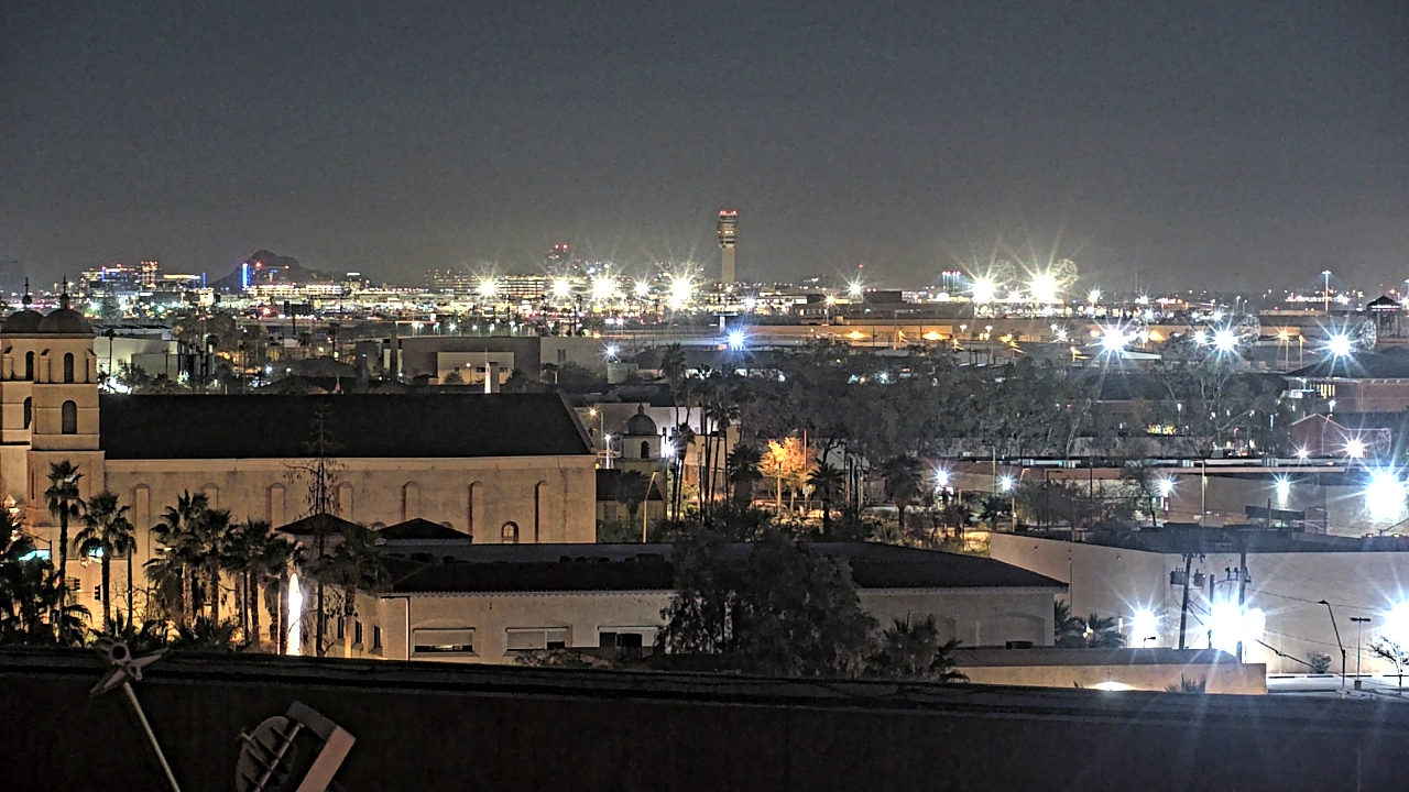 Thumbnail for current weather camera view from Arizona Science Center in Phoenix, Arizona