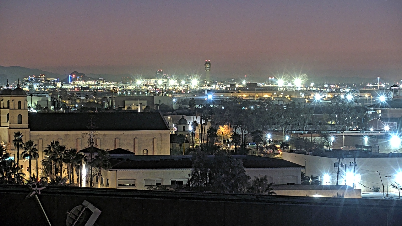 Thumbnail for current weather camera view from Arizona Science Center in Phoenix, Arizona
