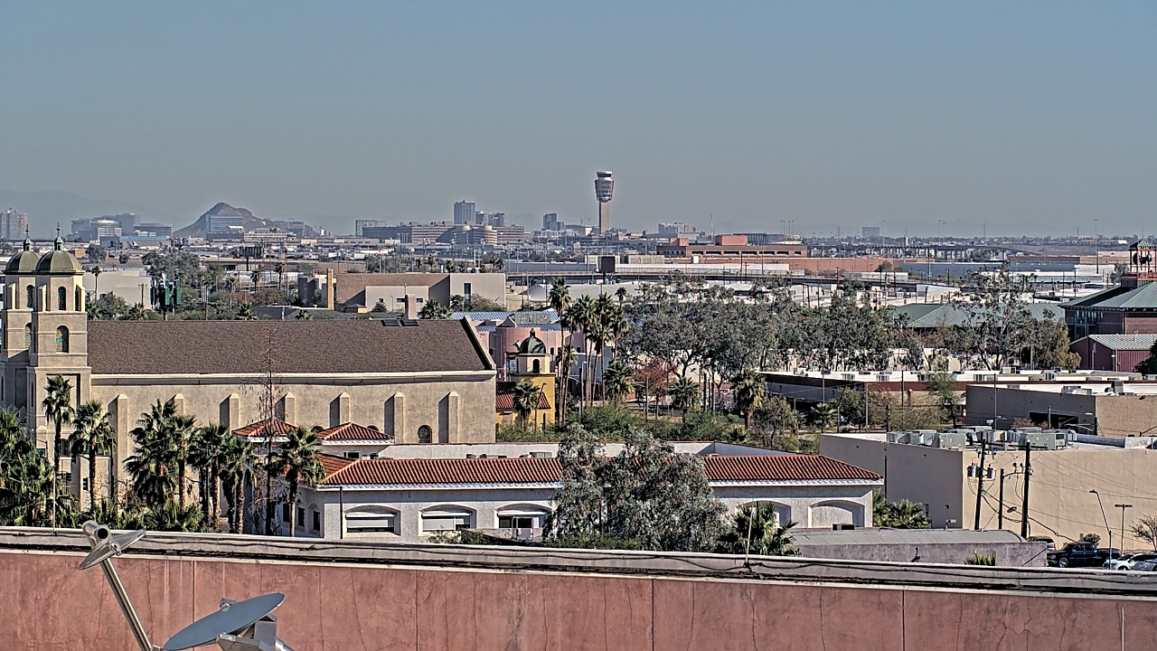 Thumbnail for current weather camera view from Arizona Science Center in Phoenix, Arizona